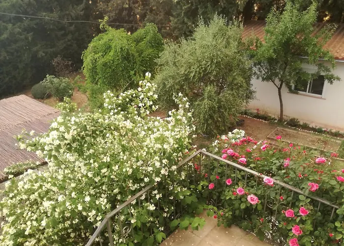 Casa Con Jardin Y Aparcamiento En Viznar, Junto A Granada